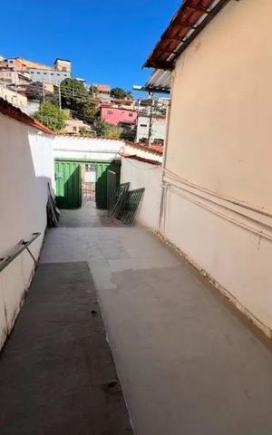 Casa para alugar com 180m², 4 quartos e 2 vagas Casa para alugar com 180m², 4 quartos e 2 vagasÁrea comum