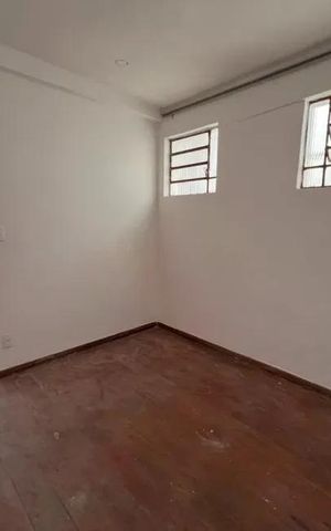 Casa para alugar com 180m², 4 quartos e 2 vagas Casa para alugar com 180m², 4 quartos e 2 vagasQuarto