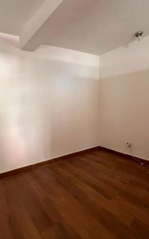 Casa para alugar com 180m², 4 quartos e 2 vagas Casa para alugar com 180m², 4 quartos e 2 vagasQuarto