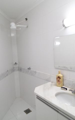 Casa para alugar com 600m², 5 quartos e 4 vagasLavabo