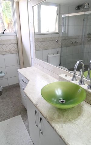 Casa para alugar com 600m², 5 quartos e 4 vagasBanheiro do Quarto 4