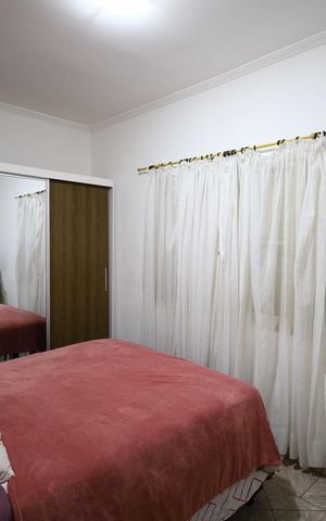 Casa à venda com 157m², 3 quartos e 2 vagasQuarto 1