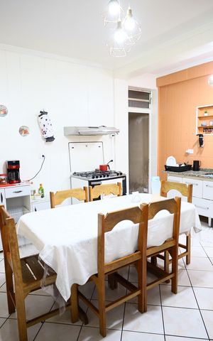 Casa à venda com 157m², 3 quartos e 2 vagasCozinha