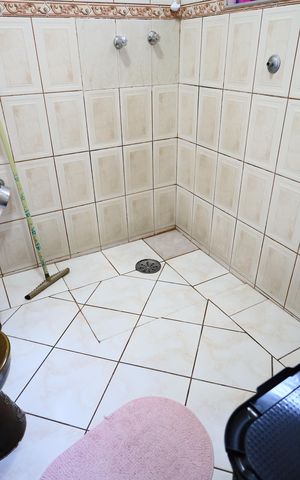Casa à venda com 157m², 3 quartos e 2 vagasBanheiro 2