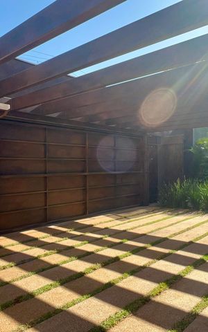 Casa à venda com 799m², 3 quartos e 1 vaga Casa à venda com 799m², 3 quartos e 1 vagaGaragem