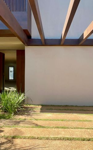 Casa à venda com 799m², 3 quartos e 1 vaga Casa à venda com 799m², 3 quartos e 1 vagaGaragem