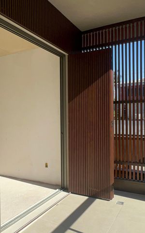 Casa à venda com 799m², 3 quartos e 1 vaga Casa à venda com 799m², 3 quartos e 1 vagaVaranda da Suíte 1