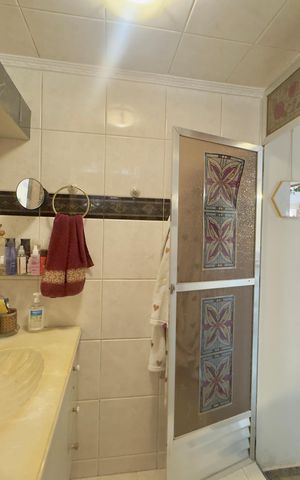 Apartamento à venda com 63m², 2 quartos e 1 vaga Apartamento à venda com 63m², 2 quartos e 1 vagaBanheiro