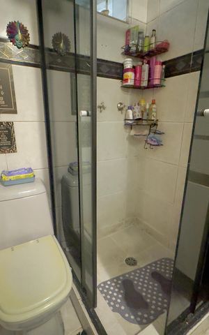 Apartamento à venda com 63m², 2 quartos e 1 vaga Apartamento à venda com 63m², 2 quartos e 1 vagaBanheiro