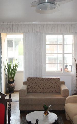 Apartamento à venda com 90m², 3 quartos e 2 vagasSala