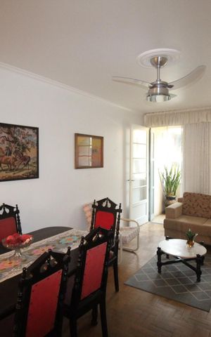 Apartamento à venda com 90m², 3 quartos e 2 vagasSala