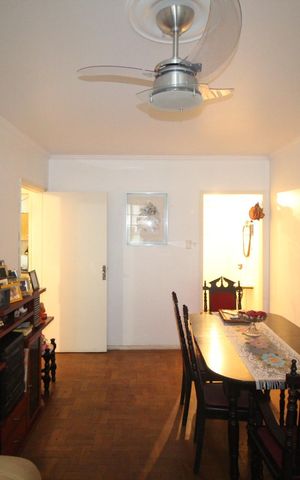 Apartamento à venda com 90m², 3 quartos e 2 vagasSala