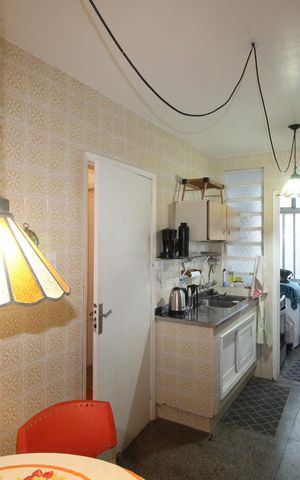Apartamento à venda com 90m², 3 quartos e 2 vagasCozinha