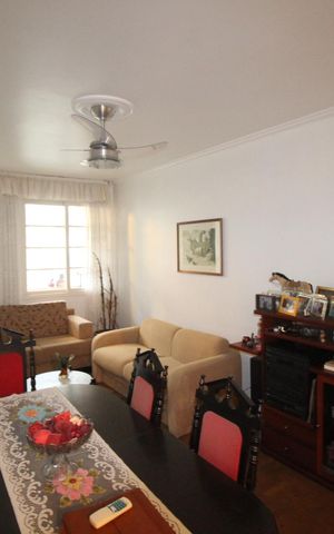Apartamento à venda com 90m², 3 quartos e 2 vagasSala