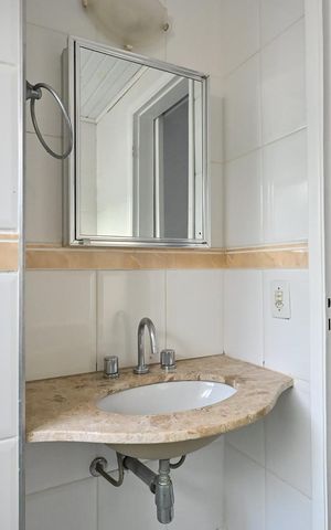 Apartamento à venda com 69m², 2 quartos e 1 vagaBanheiro Suíte 