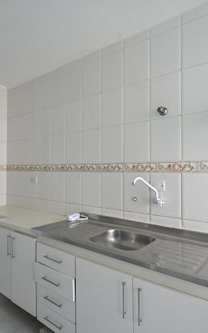 Apartamento à venda com 69m², 2 quartos e 1 vagaCozinha