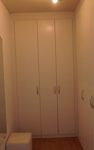 Casa de condomínio para alugar com 150m², 3 quartos e 3 vagasCloset da suíte