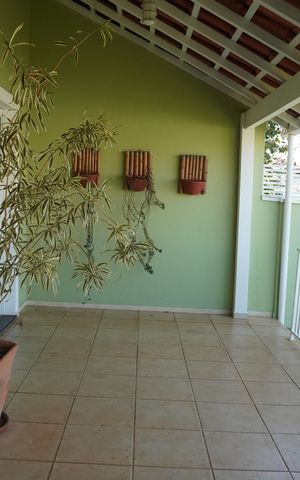 Casa de condomínio para alugar com 150m², 3 quartos e 3 vagasVaranda