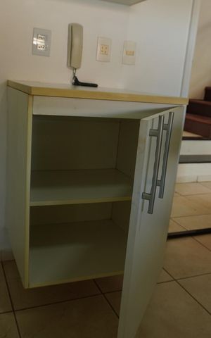 Casa de condomínio para alugar com 150m², 3 quartos e 3 vagasCozinha - Armários