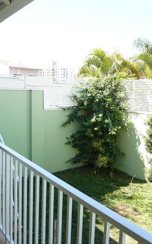 Casa de condomínio para alugar com 150m², 3 quartos e 3 vagasVaranda