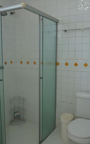 Casa de condomínio para alugar com 150m², 3 quartos e 3 vagasBanheiro da Suíte
