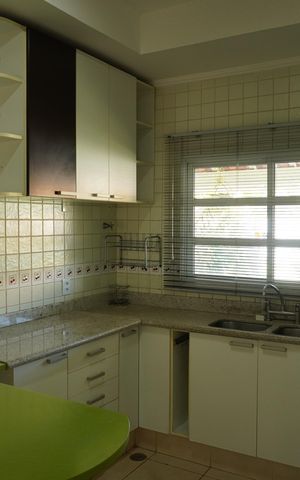 Casa de condomínio para alugar com 150m², 3 quartos e 3 vagasCozinha