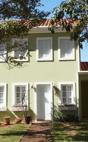 Casa de condomínio para alugar com 150m², 3 quartos e 3 vagasFachada