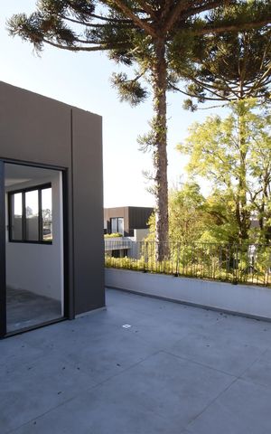 Casa de condomínio à venda com 136m², 3 quartos e 2 vagasCobertura