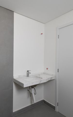 Casa de condomínio à venda com 136m², 3 quartos e 2 vagasBanheiro 2