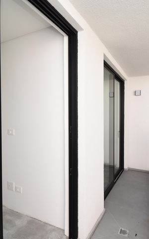 Casa de condomínio à venda com 136m², 3 quartos e 2 vagasSacada