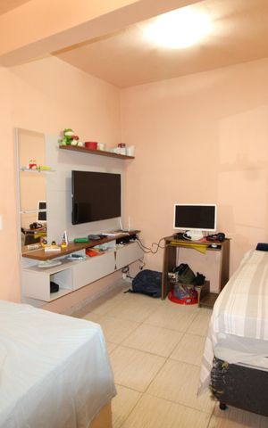 Casa à venda com 40m², 2 quartos e sem vagaSala