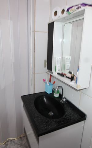 Casa à venda com 40m², 2 quartos e sem vagaLavabo