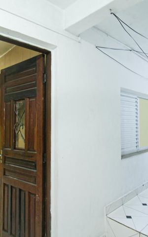 Casa para alugar com 65m², 2 quartos e sem vaga Casa para alugar com 65m², 2 quartos e sem vagaÁrea de Serviço