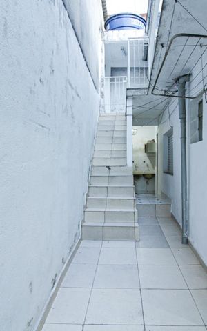 Casa para alugar com 65m², 2 quartos e sem vaga Casa para alugar com 65m², 2 quartos e sem vagaÁrea externa