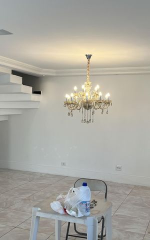 Casa para alugar com 190m², 3 quartos e 2 vagas Casa para alugar com 190m², 3 quartos e 2 vagasSala