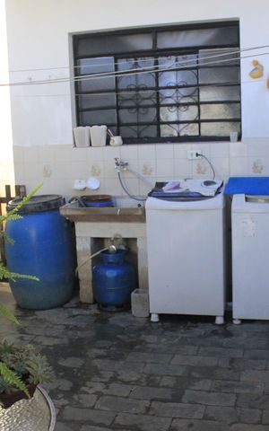 Casa à venda com 140m², 3 quartos e 2 vagasLavanderia e Quintal 