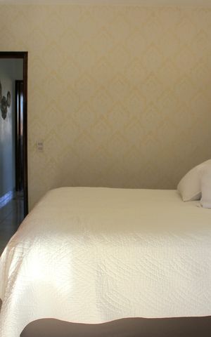 Casa à venda com 140m², 3 quartos e 2 vagasQuarto 3