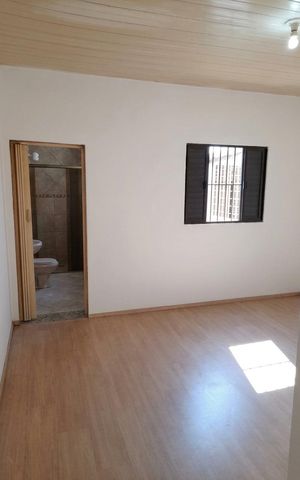 Casa para alugar com 150m², 2 quartos e 1 vaga Casa para alugar com 150m², 2 quartos e 1 vagaSuíte
