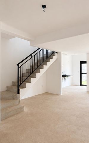 Casa de condomínio à venda com 89m², 2 quartos e 2 vagas Casa de condomínio à venda com 89m², 2 quartos e 2 vagasSala