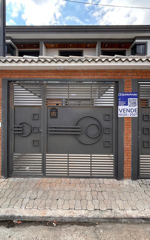 Casa à venda com 90m², 2 quartos e 1 vagaFachada 