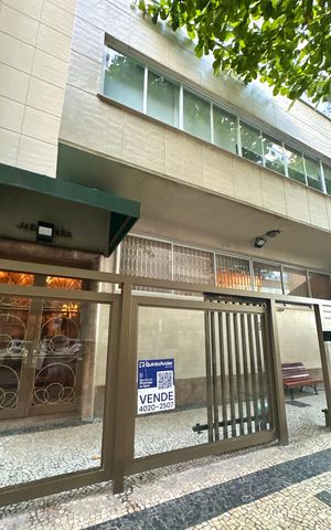 Apartamento para alugar com 403m², 4 quartos e 1 vaga