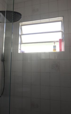 Casa à venda com 196m², 3 quartos e 2 vagasBanheiro Social