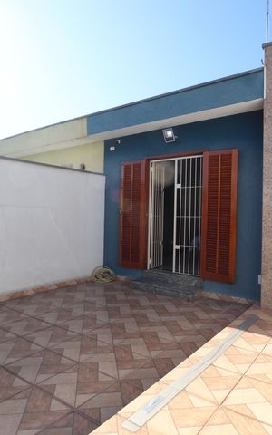 Casa à venda com 196m², 3 quartos e 2 vagasVaranda da Suíte