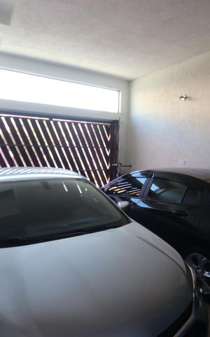 Casa à venda com 196m², 3 quartos e 2 vagasGaragem