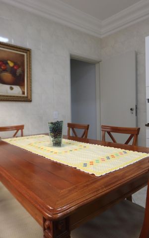 Casa à venda com 196m², 3 quartos e 2 vagasCopa
