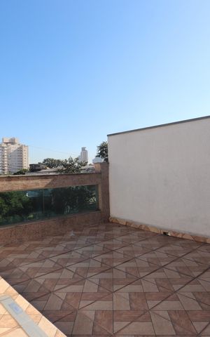 Casa à venda com 196m², 3 quartos e 2 vagasVaranda da Suíte