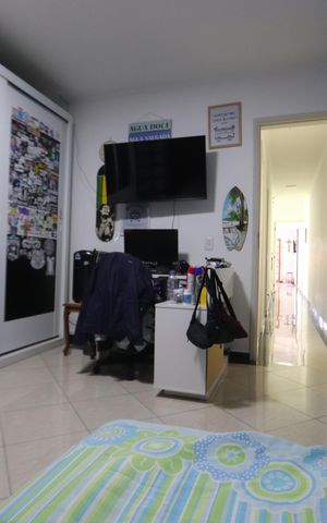 Casa à venda com 196m², 3 quartos e 2 vagasQuarto 2