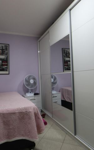 Casa à venda com 196m², 3 quartos e 2 vagasQuarto 3