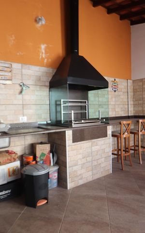 Casa à venda com 196m², 3 quartos e 2 vagasÁrea Gourmet