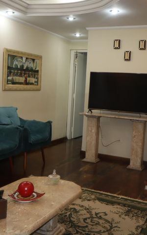 Casa à venda com 125m², 3 quartos e 2 vagasSala